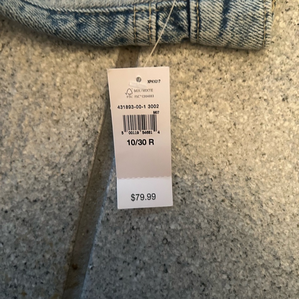 Gap Two-Tone Blue Jeans - Picture 6 of 6